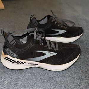 Women’s BROOKS Bedlam 3 Running Sneakers